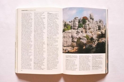 A long description of El Torcal is accompanied by a photograph of the rock formations.